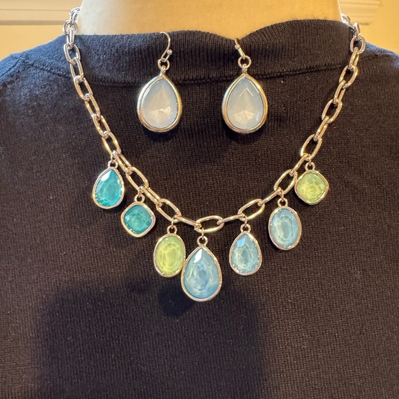 Silver Tone Blue and Green Teardrop Necklace and Earring Set - Picture 3 of 3
